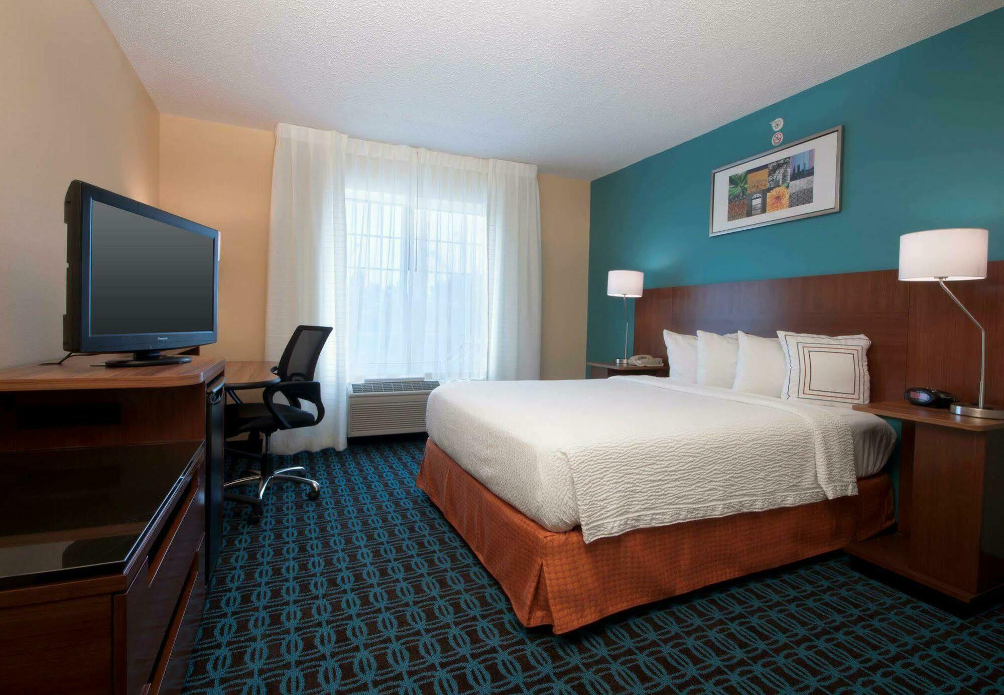Fairfield And By Marriott Houston The Woodlands